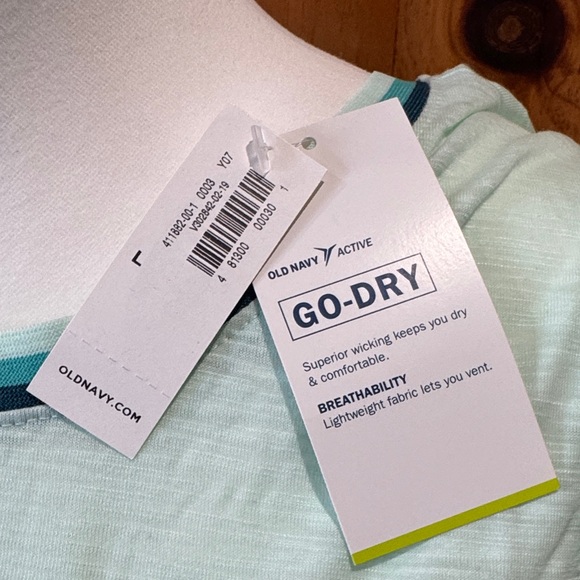 Old Navy Mint Green Active Top - Picture 2 of 2